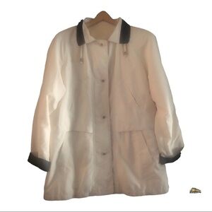 - Vintage Braetan Women's Beige Size M Rain Coat Jacket